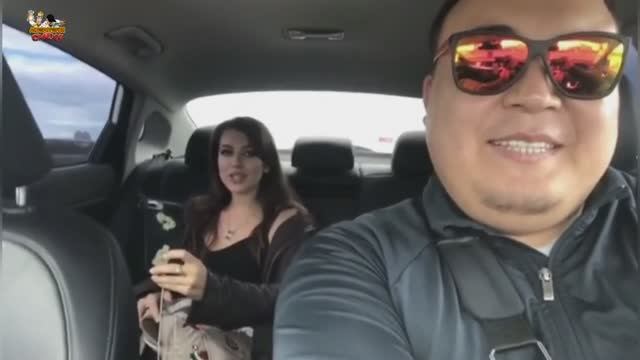 Таксист онемел от голоса Даши Блохиной / Пародия в машине / Это гениально смотреть онлайн