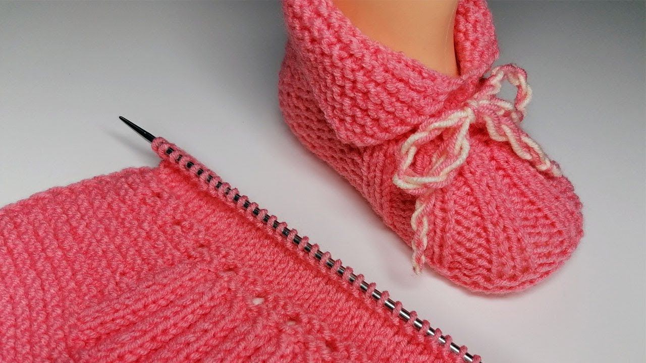 Пинетки спицами для начинающих - простые пинетки на двух спицах смотреть онлайн