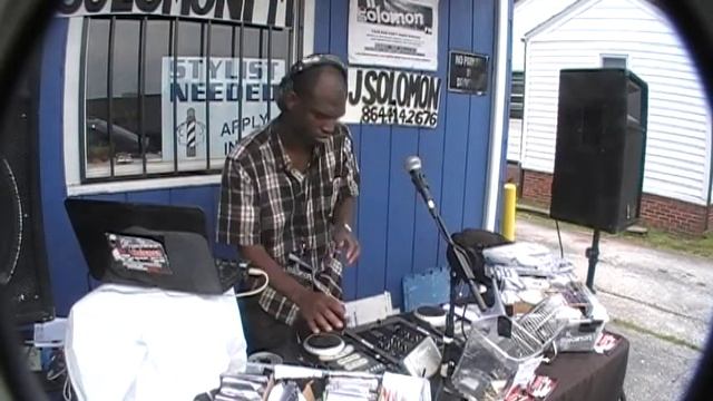 JJ SOLOMON DJING AT EXCEL BARBER SHOP JJSOLOMONFM GREENVILLE, SC SAT JUNE 9 2012C смотреть онлайн