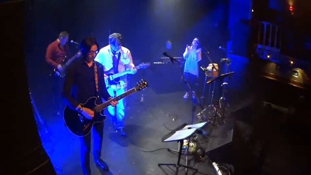 Она не понимает (cover version) смотреть онлайн