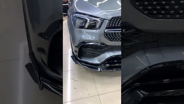 Модернизация передней части MB GLE Coupe. Установили губу и накладки переднего бампера из базальта. смотреть онлайн