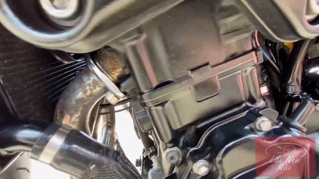 Обзор мотоцикла Suzuki GSR600 без пробега по РФ смотреть онлайн