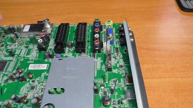 Телевизор не включается. Не светится индикатор. смотреть онлайн