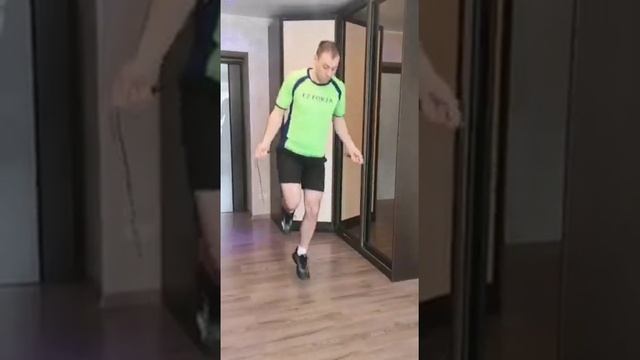 Занятия на самоизоляции №2. Прыжки на скакалке. смотреть онлайн