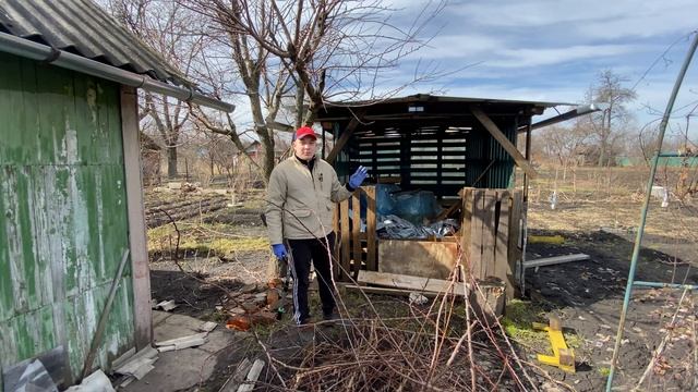 Подготовка к дачному сезону!Дача своими руками!Закончил обрезку абрикоса!Весна на даче-пора работат смотреть онлайн