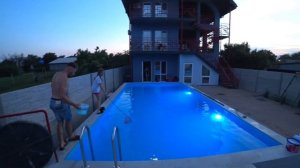 Второй бассейн своими руками из шлакоблока 8 на 4. ФИНАЛ стройки и первый запуск!