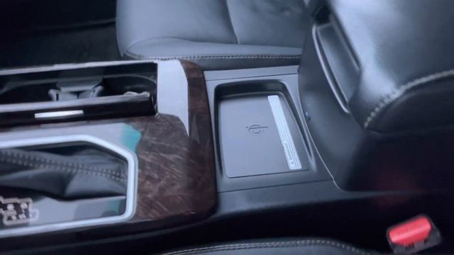 Продажа Toyota Camry 2.5 at 2016 смотреть онлайн