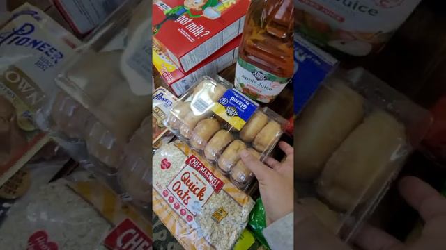 Бесплатно получают мясо в Америке 😁🥳Food bank смотреть онлайн
