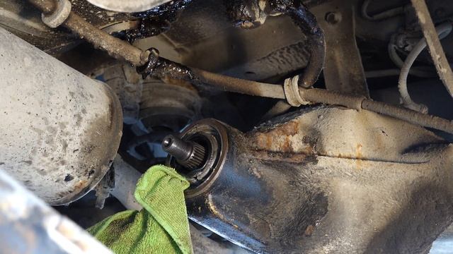 Replacing A Leaking Pinion Seal On Volvo 240. (Differential Seal)