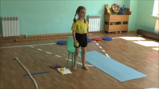 "Комплекс упражнений по формированию свода стопы для детей старшего дошкольного возраста с ОВЗ" смотреть онлайн