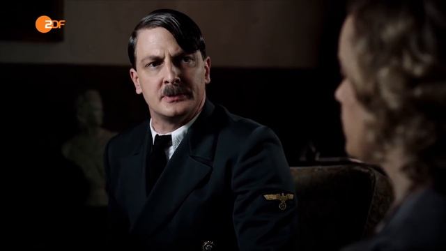 Die kurzen Flitterwochen: Eva und Adolf Hitler - Sketch History | ZDF смотреть онлайн