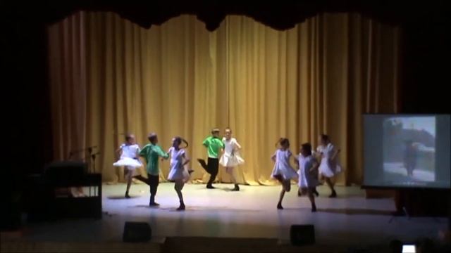 Ансамбль эстрадного танца "Виктория" - "В роще калина" смотреть онлайн