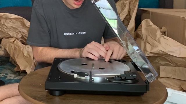 unboxing a record player JUST to play minecraft music - Audio Technica LP60XBT смотреть онлайн