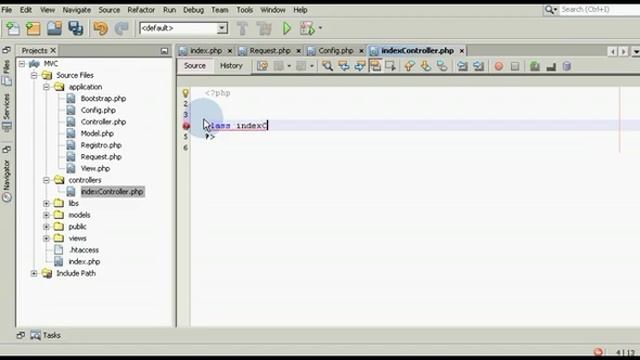 02 - PHP:POO+MVC - Crear un framework básico (request y bootstrap) смотреть онлайн