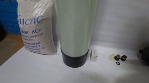 Процесс сборки фильтра обезжелезивания специалистами