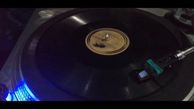 Оркестр ВШ НКВД СССР п/у В. И. Агапкина - "Футболист" фокстрот смотреть онлайн