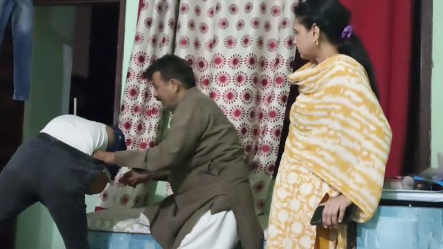 Girlfriend Prank On Papa 🤣 | 7 sisters| #funnyvideo #prank #girlfriend #7sisters #family #trending смотреть онлайн