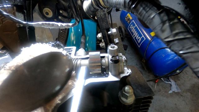 Refurbishing a neglected Suzuki GS 500 E | Finished! Startup, TÜV + Riding it in the alps! смотреть онлайн