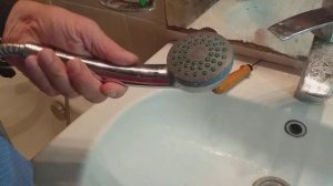 Чистка душевой лейки. Лайфхак .