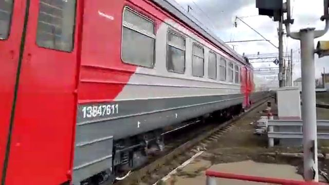 Юго восточный электропоезд ЭД9М-1038 смотреть онлайн
