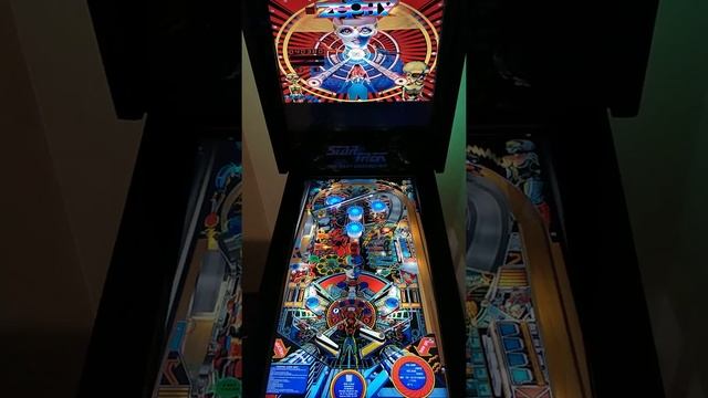 Zephy Pinball смотреть онлайн