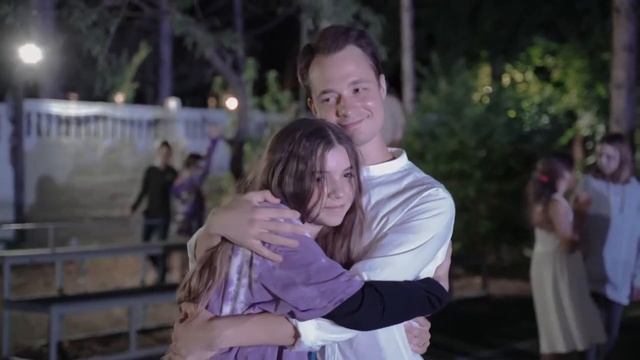 Мандарин лагерь в стиле ШОУ | Лиричное завершение смены в детском лагере смотреть онлайн