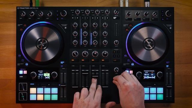 How to use everything in TRAKTOR KONTROL S4 (Part 2: Intermediate) | Native Instruments смотреть онлайн