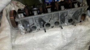 Стук в моторе логан.