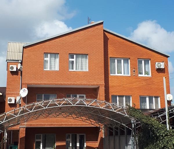 Отдых в Анапе гостевые дома. Снять дом под ключ в Анапе недорого. «Трудящихся, 247» ДОМ ПОД КЛЮЧ