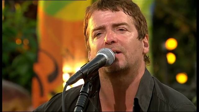 I Am Kloot - Northern Skies - Glastonbury 2010.mpg смотреть онлайн