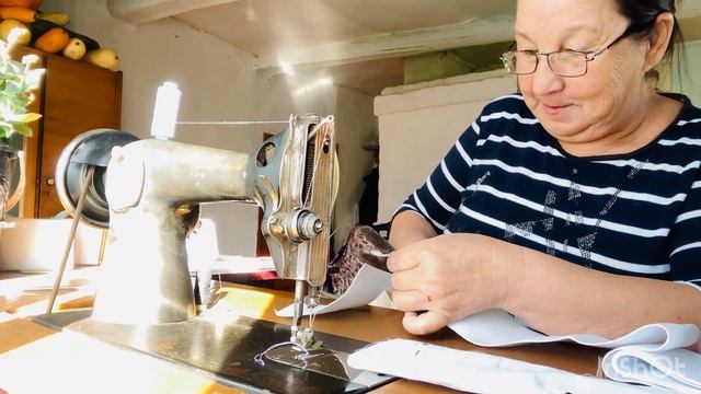 Старухи, которые шьют Повязки выжили из ума. смотреть онлайн