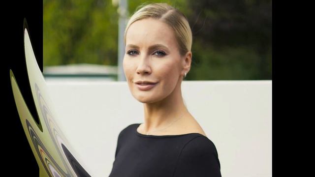 Тело телеведущей найдено в бассейне...Час назад Елена Летучая смотреть онлайн