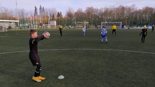 Первенство СПб среди подготовительных команд. 2011 год. ФК "Янтарь 93" - ФК "Кронштадт". 2-й тайм смотреть онлайн