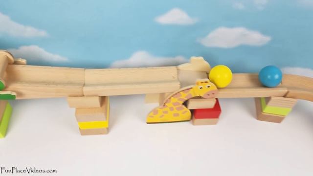 Toddler Kids Learn Colors with Imaginarium Wild Safari Animals Marble Maze Run смотреть онлайн