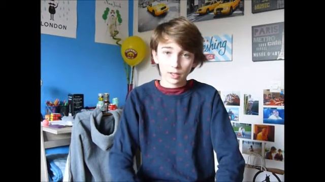 Présentation ! (1st vidéo) смотреть онлайн