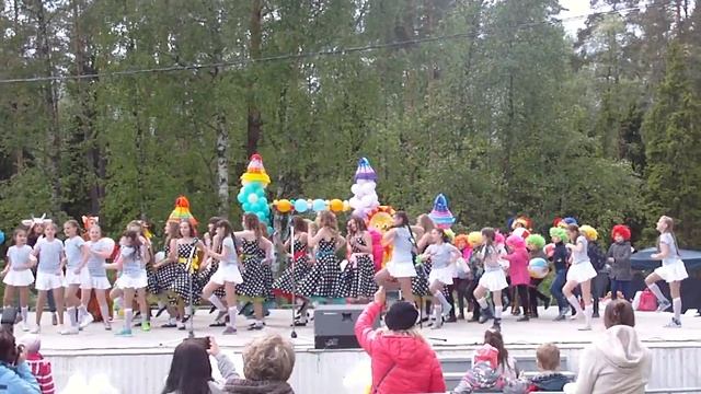 ФлешМоб 3 июня 2017г. День защиты детей смотреть онлайн