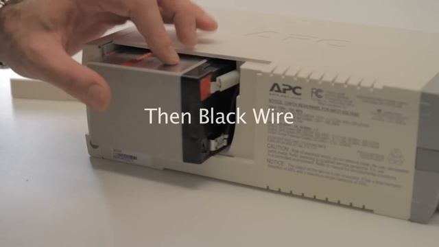 RBC2 Battery Replacement for APC BackUPS CS500 смотреть онлайн