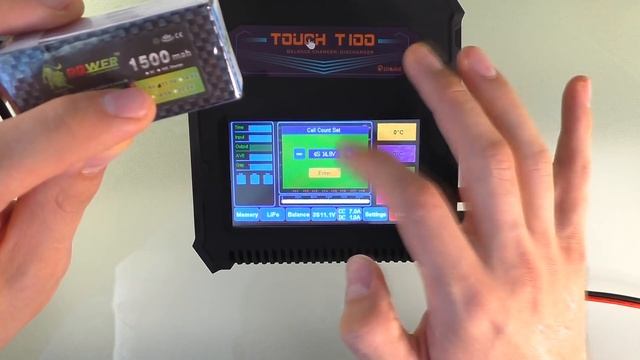 СУПЕР ЗАРЯДНИК ДЛЯ ВСЕХ АКБ Eachine Touch T100 смотреть онлайн