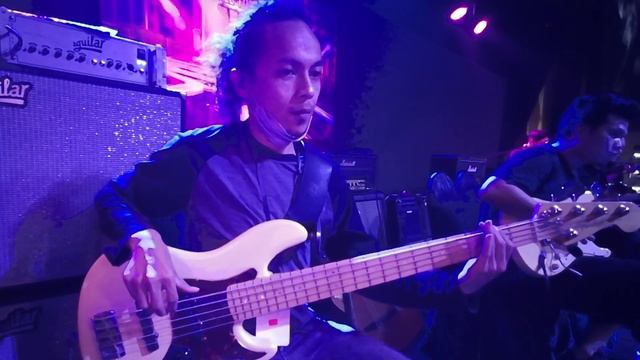 TOTAL ECLIPSE OF THE HEART - ALL TOGETHER NOW MALAYSIA - MUSIM 2 - BASS CAM смотреть онлайн