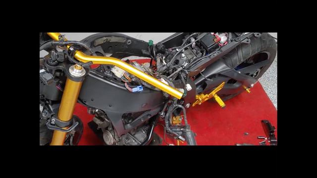 Yamaha R6 gen 3 Custom build rebuild Part 5 смотреть онлайн