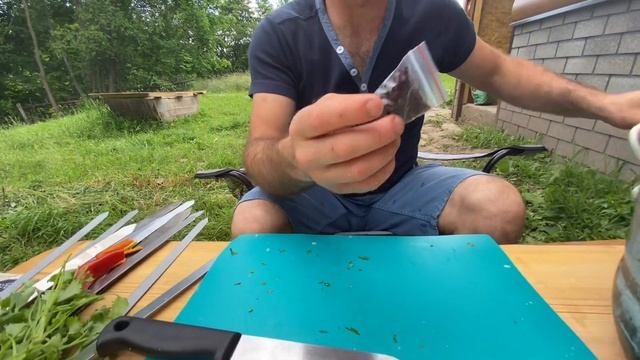 Люля-кебаб из говядины, свинины и курицы. смотреть онлайн