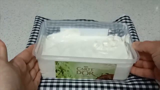 Evde SÜTLÜ DONDURMA 🍦 Tüm püf noktalarıyla 💯 SADECE 3 malzeme 👍 Buzlanma YOK❗ Karıştırmak YOK ❗ смотреть онлайн