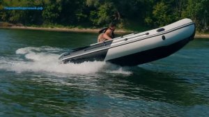 РИВЬЕРА 3800 СК - Видео обзор ПВХ лодки. Надувная моторная лодка, рассчитанная на мотор до 30 л.с.