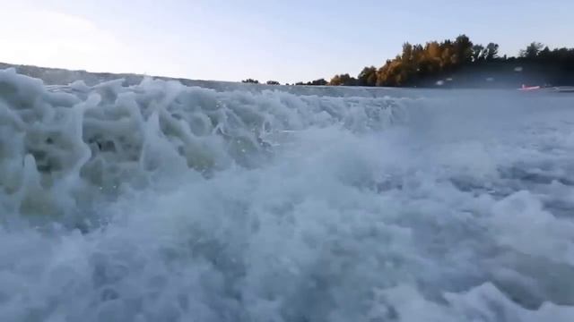 Переливная плотина на реке "Иргиз" смотреть онлайн
