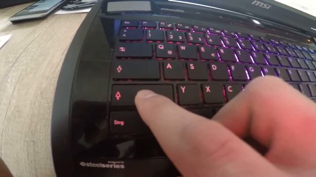 MSI GT 70 2PC Dominator Tasten Klemmen