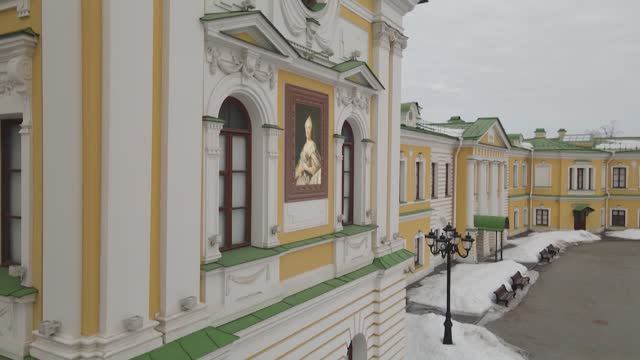 ПРЕМЬЕРА! «Сквозь времена. Тверской императорский дворец» смотреть онлайн