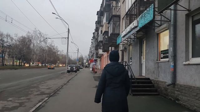 Прогулка. Набережная - Нагорный парк - Знаменский храм. Часть 24. Площадь Баварина - проспект Ленин смотреть онлайн
