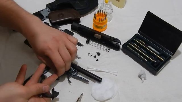 UMAREX ПМ ULTRA.Чистка ствола,смазка мех-ов с разборкой и сборкой пистолета. смотреть онлайн