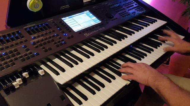 Abba - Honey Honey, played on Böhm Sempra SE20 смотреть онлайн