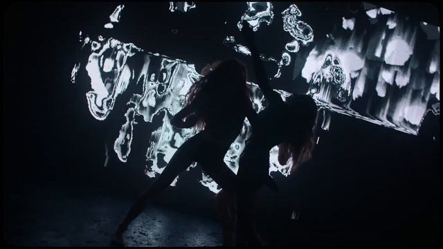 Луна - Дельфины смотреть онлайн